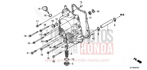 PANNEAU CARTER-MOTEUR D. SH125B de 2011